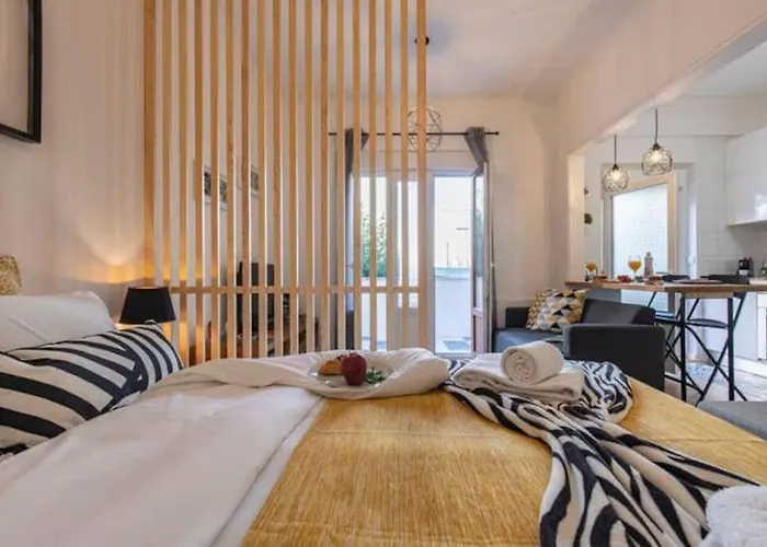 Amazing With Terrace And Ac Apartamento