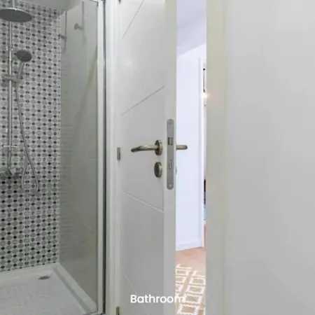 Amazing With Terrace And Ac *